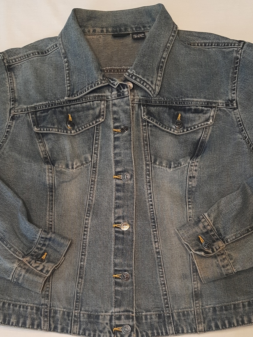 Xhilaration XL Denim Jacket Light Wash Rugged Worn Western Wear